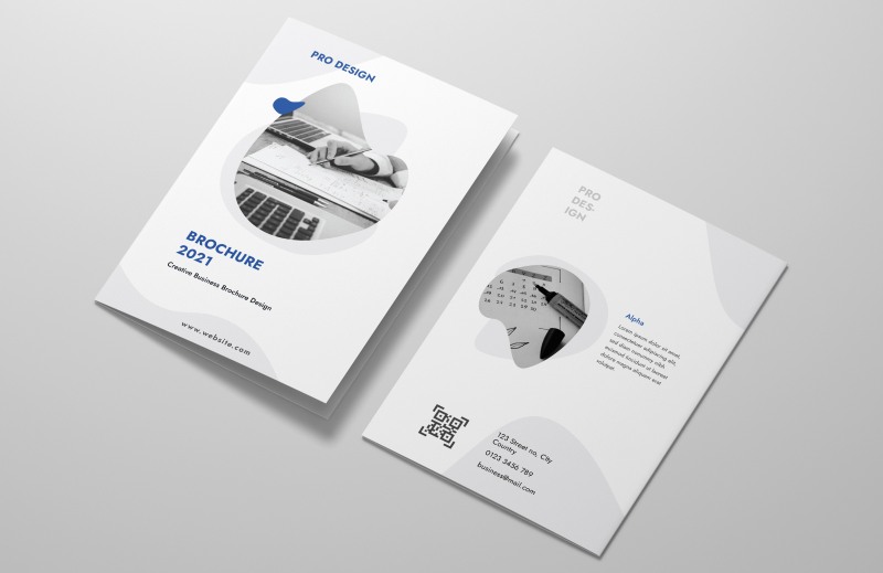 Mẫu thiết kế brochure chuyên nghiệp