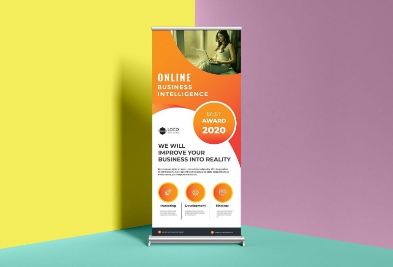 Standee là gì? Công dụng và các loại standee phổ biến