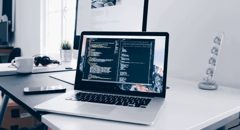 Sử dụng Composer PHP