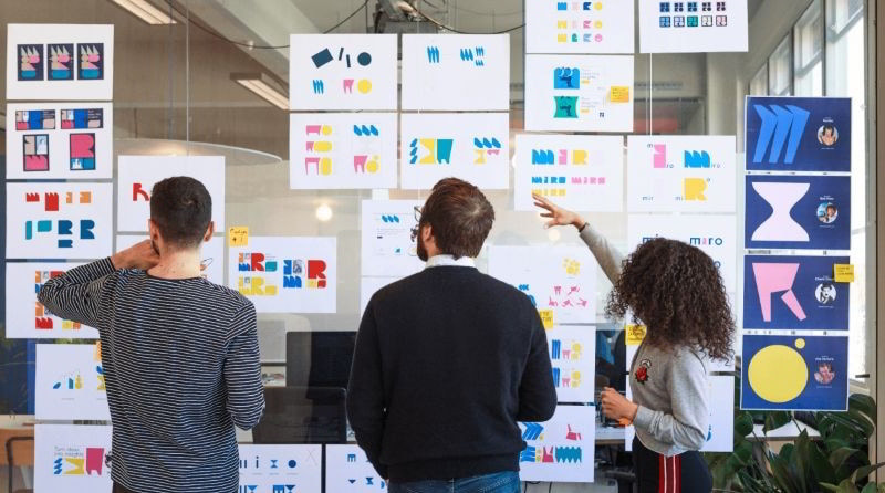 Thiết kế bộ nhận diện thương hiệu