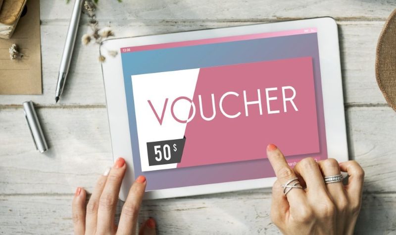 Thiết kế gift voucher 