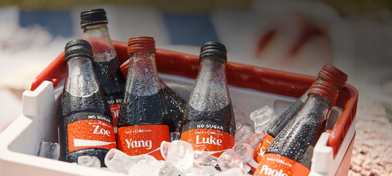 Ví dụ về marketing cá nhân hóa Coca Cola