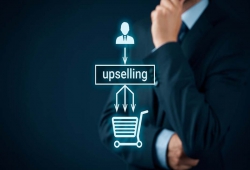 Upsell là gì? Phân biệt up-selling và cross-selling